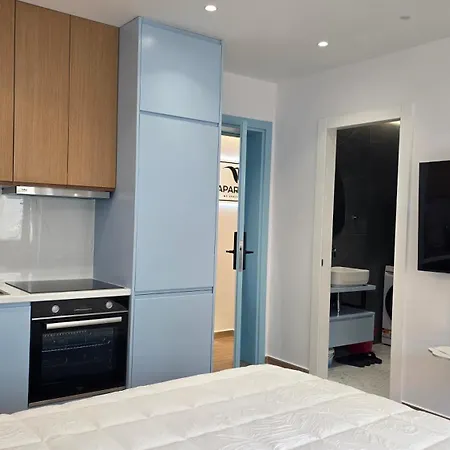 アパート Center M 101 *